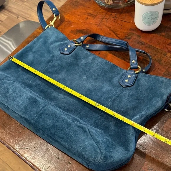 Coach Dark Teal Suede Shoulder Bag with Gold Hardware - Picture 9 of 16